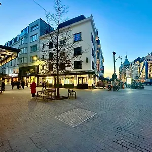 Apartment Luxury Historic Center By Rikas, Antwerp